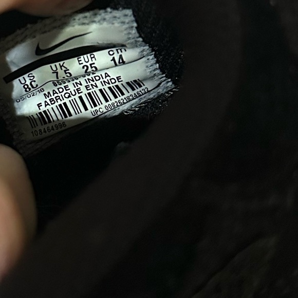 Nike Air Force 1 Mid LV8 859338 Black Suede Sneaker Athletic Shoes Toddler 8C - Picture 8 of 8